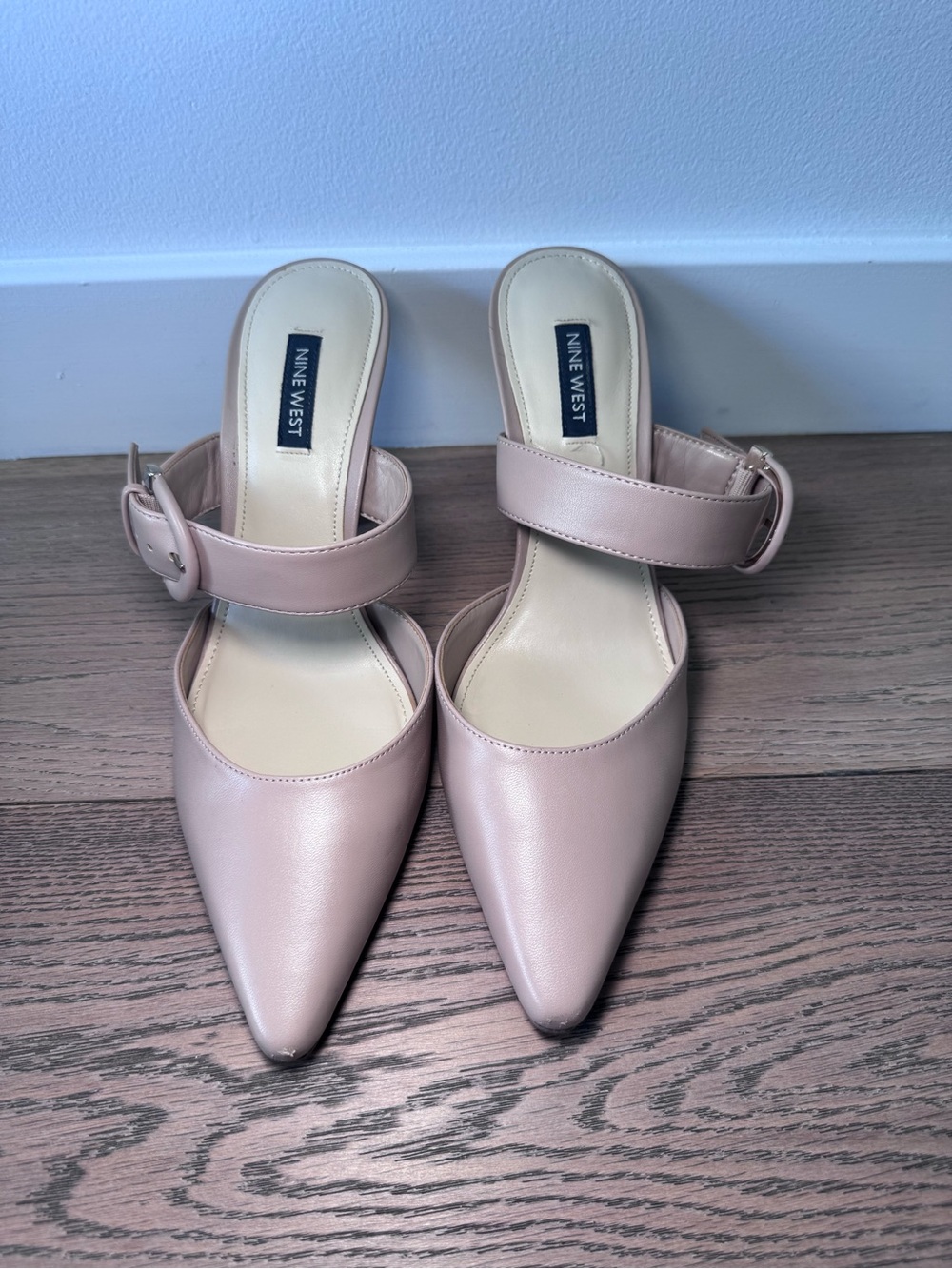 Nine West Blush Nude Pointed Toe Ankle Strap Heels Size 9
